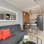 Apartment Charming In Center With Air Conditioning By Renters