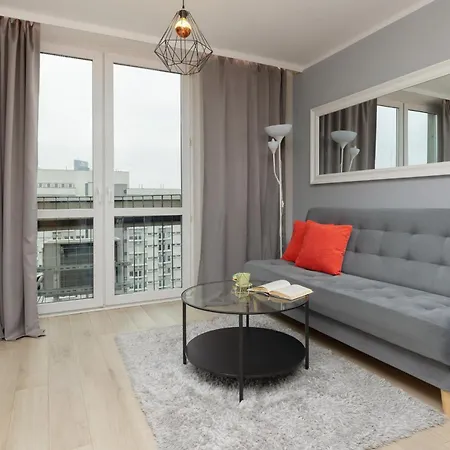 Apartment Charming In Center With Air Conditioning By Renters *