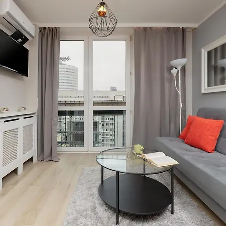 Charming In Center With Air Conditioning By Renters *